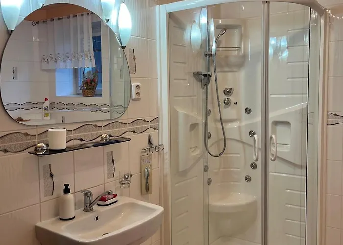 House With Mountain Views And Garden By The Stream Lejlighed *