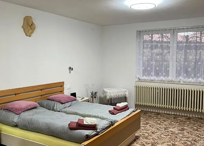 House With Mountain Views And Garden By The Stream