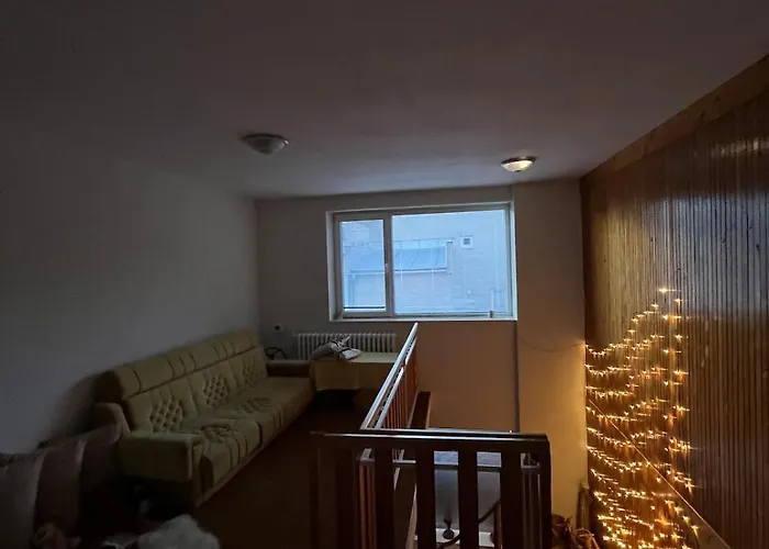 House With Mountain Views And Garden By The Stream